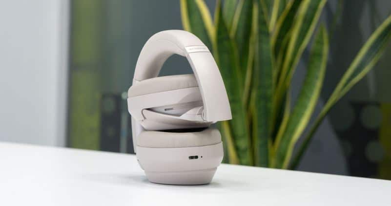 Sony WH1000XM3 Wireless headphones ease of use