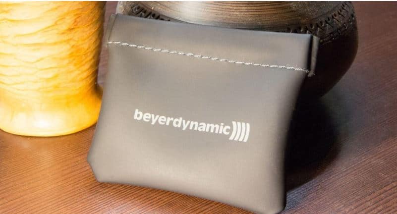 Beyerdynamic Byron BT Wireless Earbuds pouch
