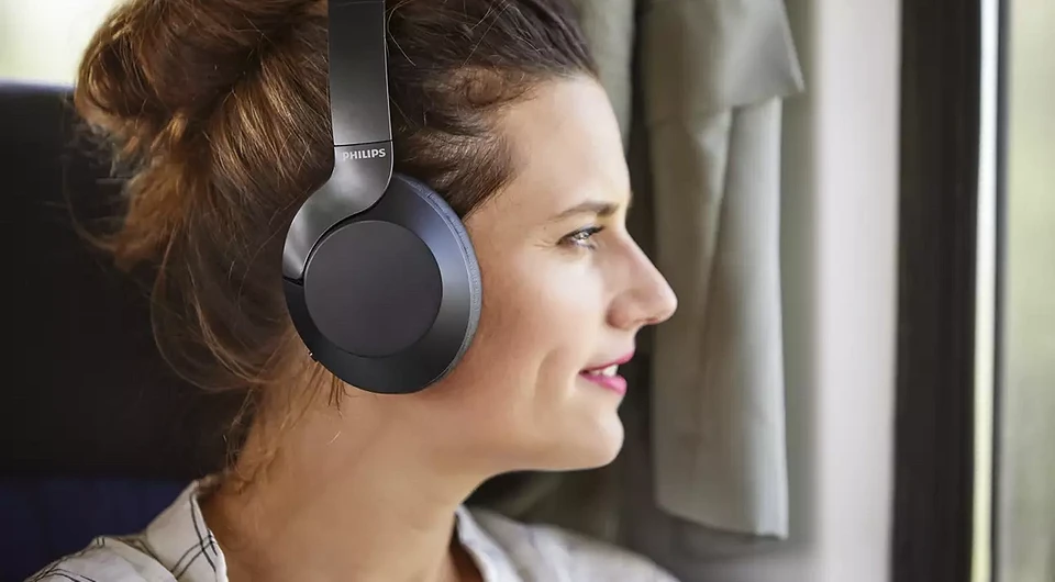 Philips TAPH805BK wireless headphones review: music without unnecessary noise